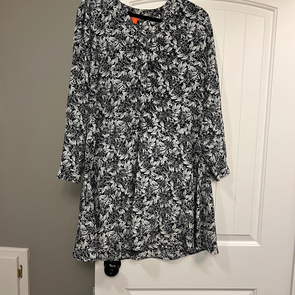 Joe Fresh black and white floral dress